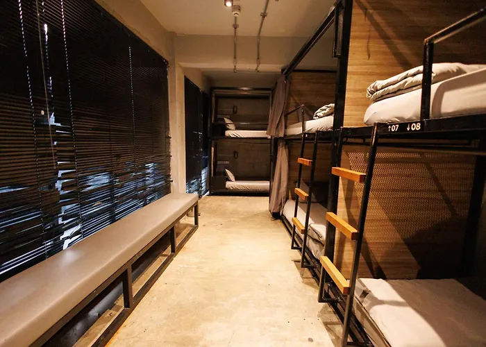 Vandrarhem Bed Station Khaosan Bangkok