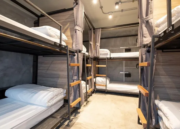 Bed Station Khaosan Hostel Bangkok