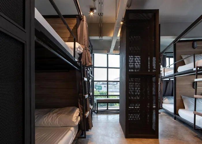 Bed Station Khaosan Hostel Bangkok